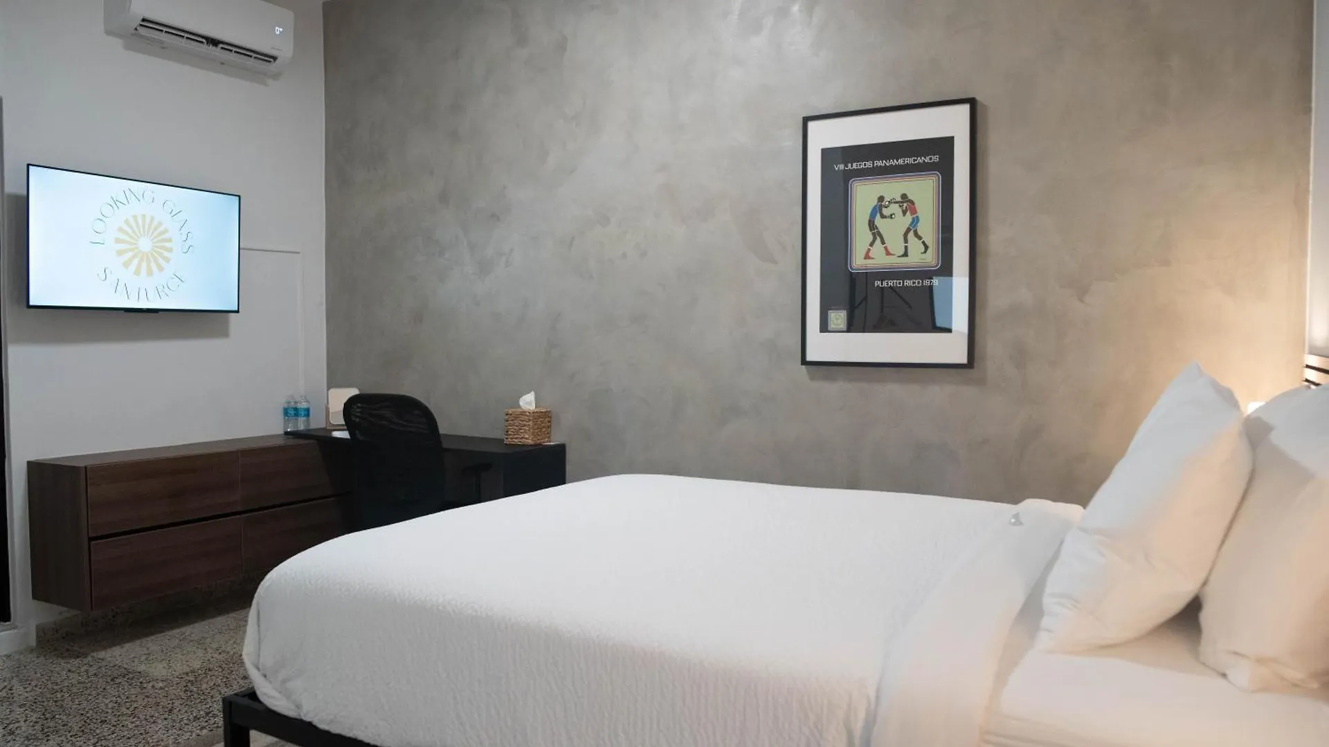 The Looking Glass Hotel San Juan