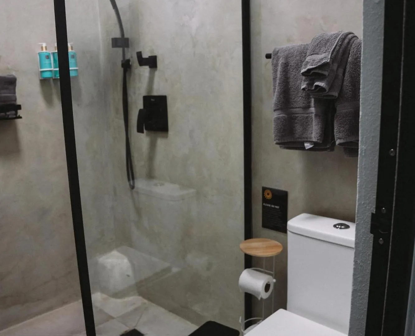 The Looking Glass Hotel San Juan