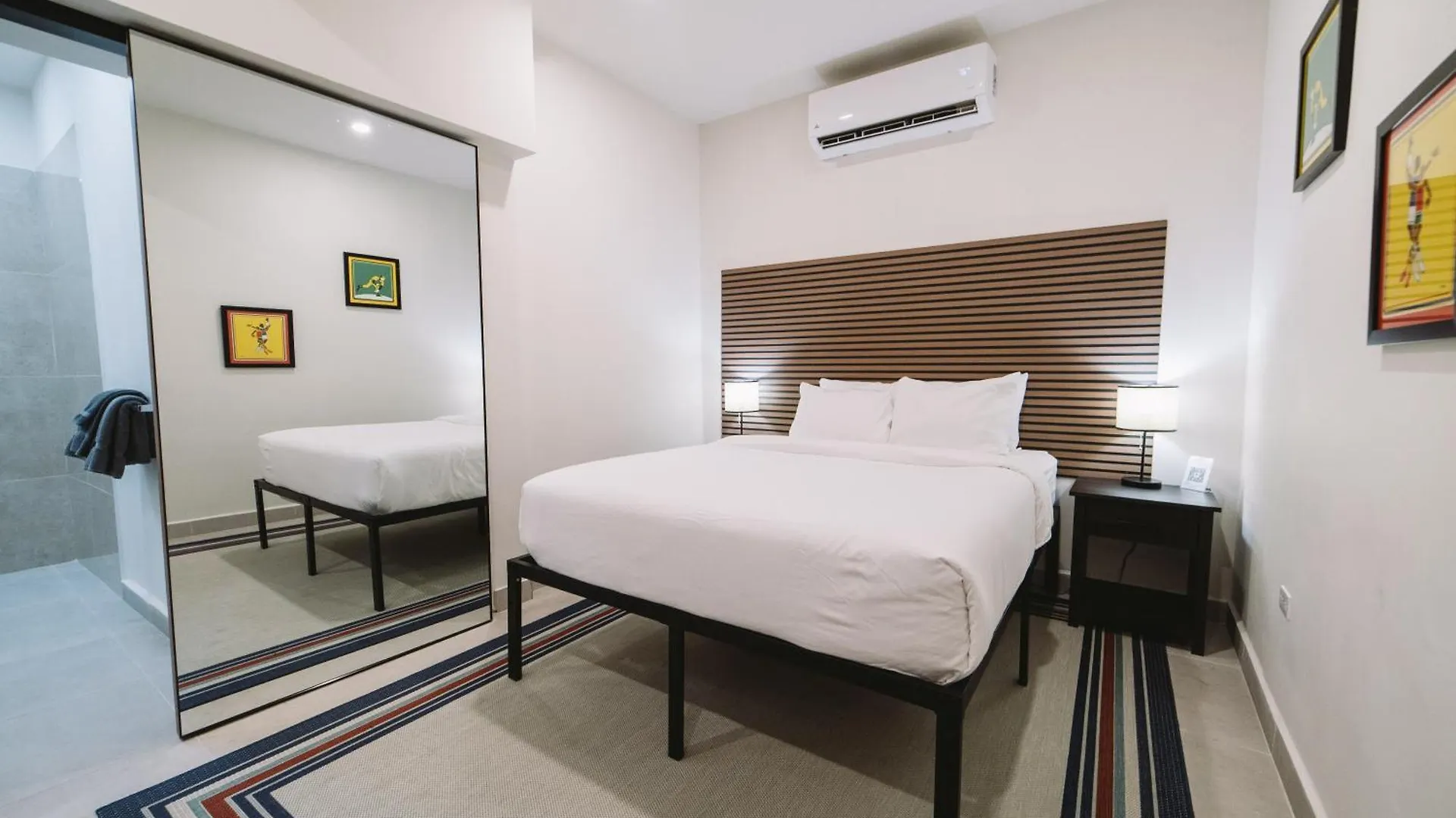 The Looking Glass Hotel San Juan
