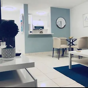 Isla Modern San Juan
